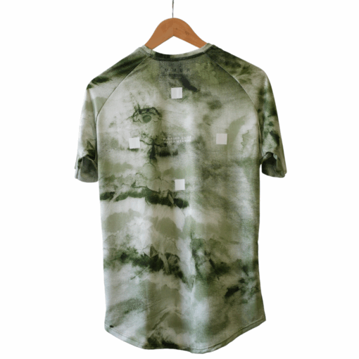 Torn Green - Imagen 4